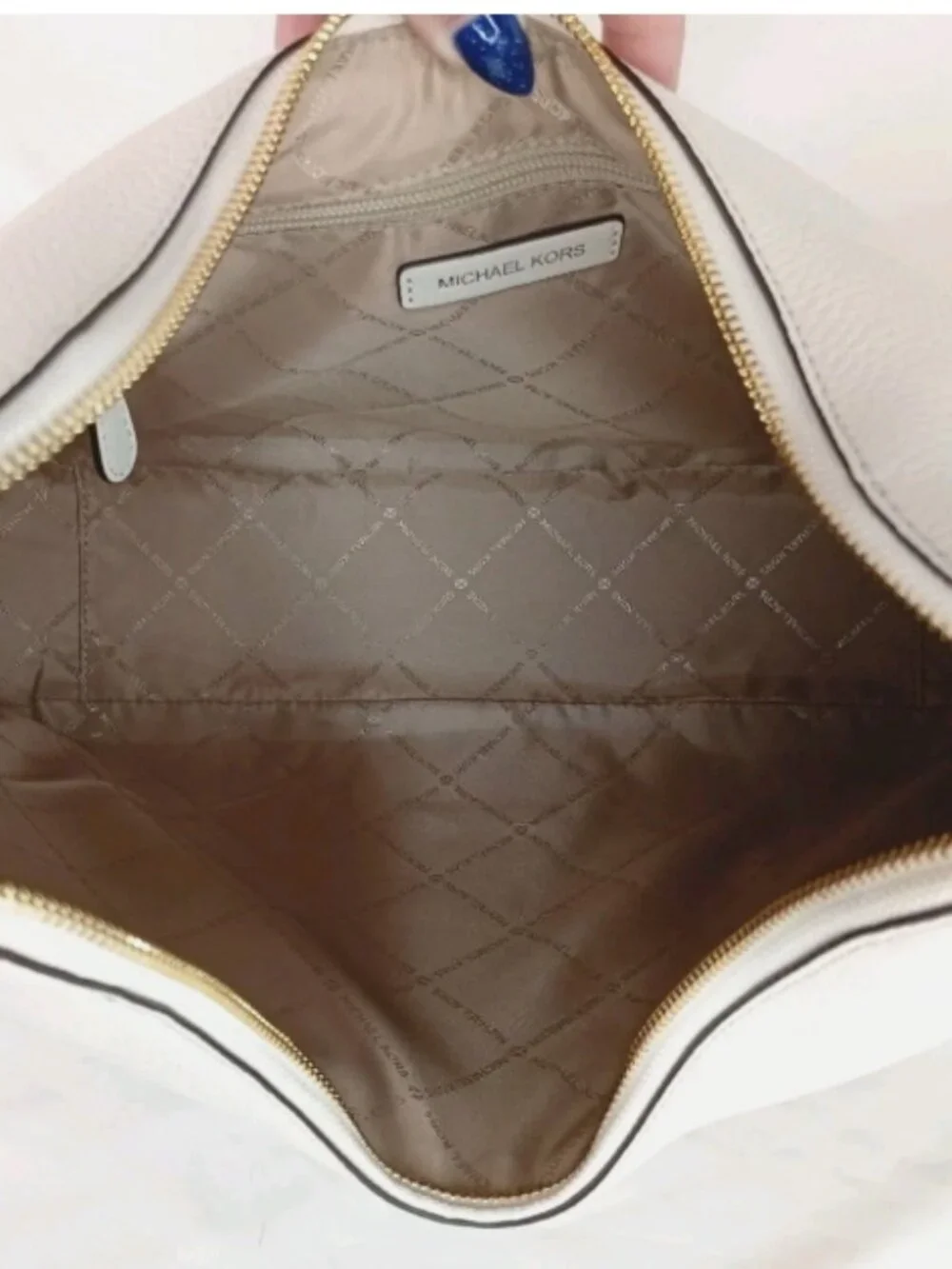Michael Kors Nayla Medium Shoulder Bag Pebbled Leather Light Cream *BAG ONLY*